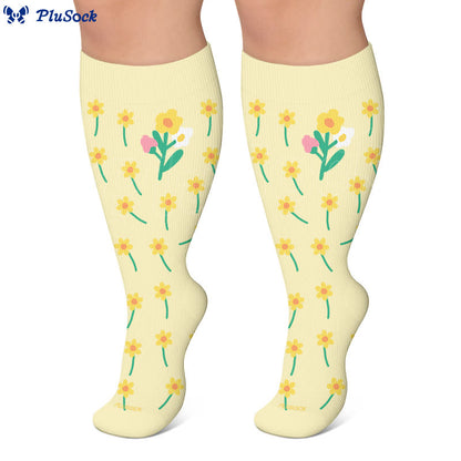 Kompressionsstrümpfe mit floralem Patchwork in Übergröße - image 10