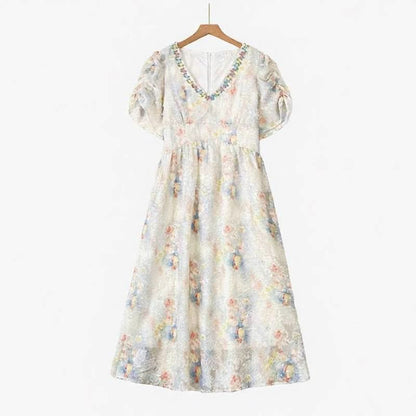 Romantisches Maxikleid mit floralem Jacquardmuster - Weiß - 6XL - image 0