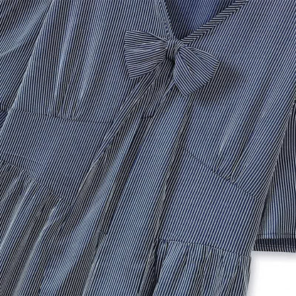 Lässiges Midikleid mit Fliege - image 1