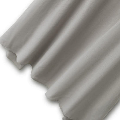 Luftiges Midikleid mit V-Ausschnitt und Knopfleiste - image 3
