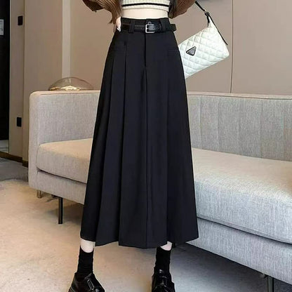 Eleganter, plissierter Midirock mit Gürtel - image 1