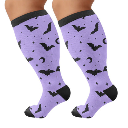 Kompressionsstrümpfe in Übergröße mit Cartoon-Kürbis, Katze und Geist - Hellviolett - 4XL - image 9