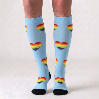 Kompressionsstrümpfe mit Regenbogenherzen (3 Paar) - image 1