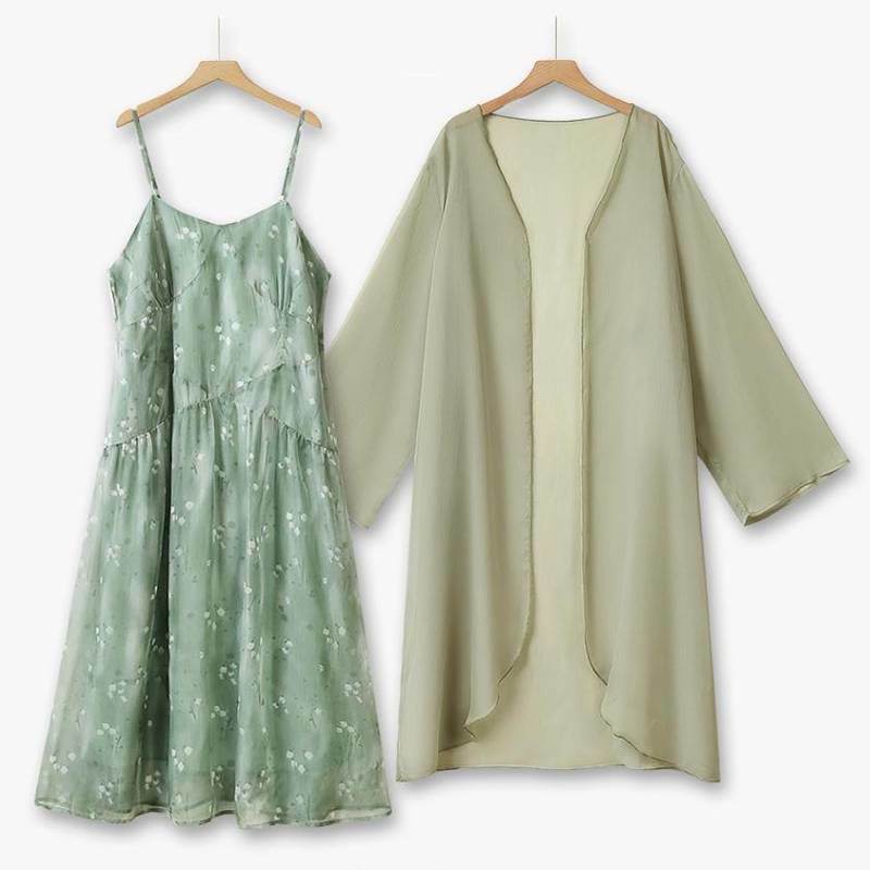 Zweiteiliges Rock-Set mit Salbei-Blumenmuster - 2-teiliges Set - 6XL - image 0