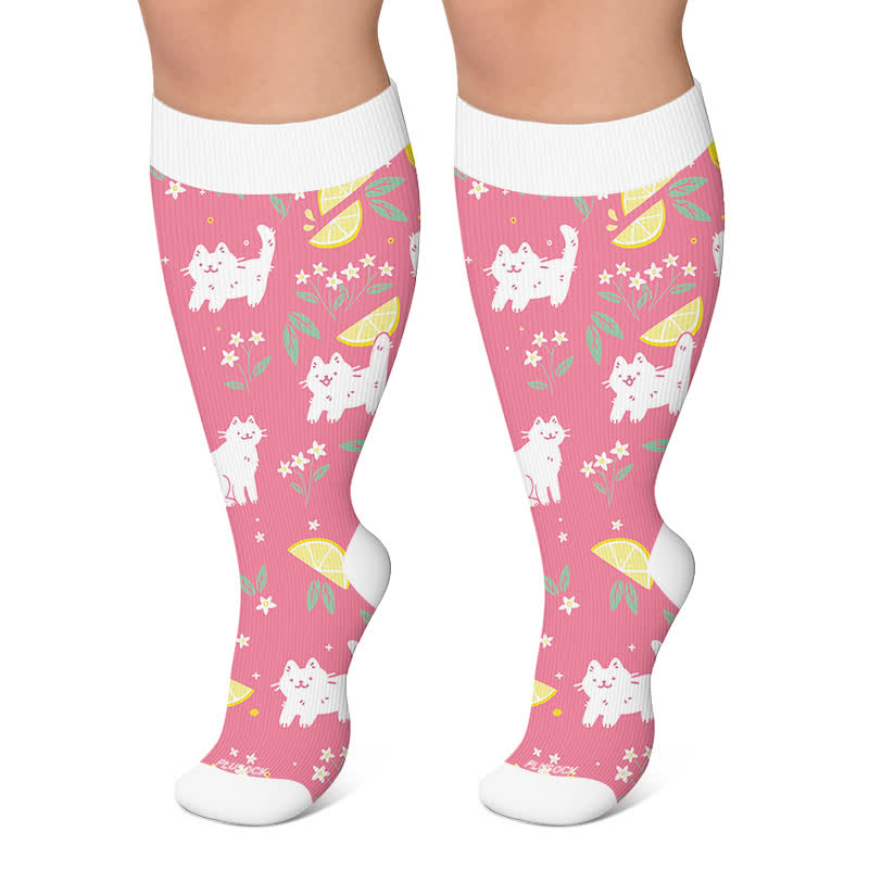 Kompressionsstrümpfe mit Erdbeer-Kätzchen-Motiv in Übergröße - Rosa - 4XL - image 6