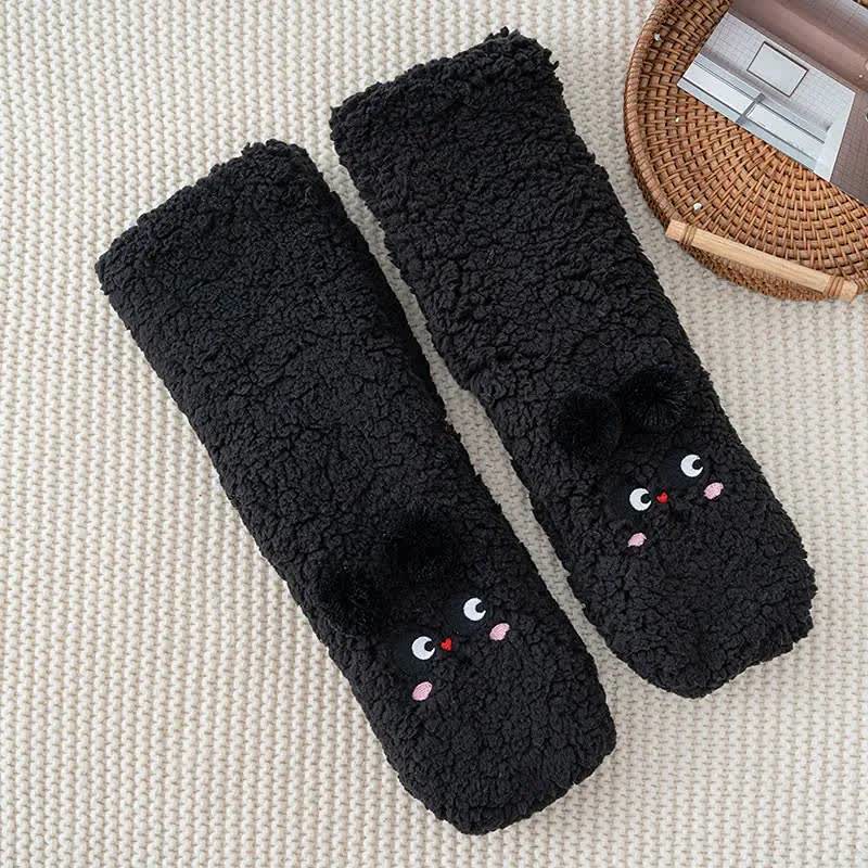 Kuschelige Bären-Fleece-Haussocken - image 9