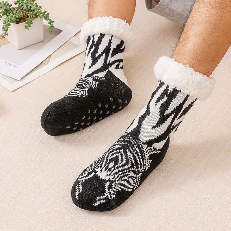 Kuschelige, mit Tiermotiven gefütterte Stricksocken - Schwarz - EU37-44 (US4-10) - image 6