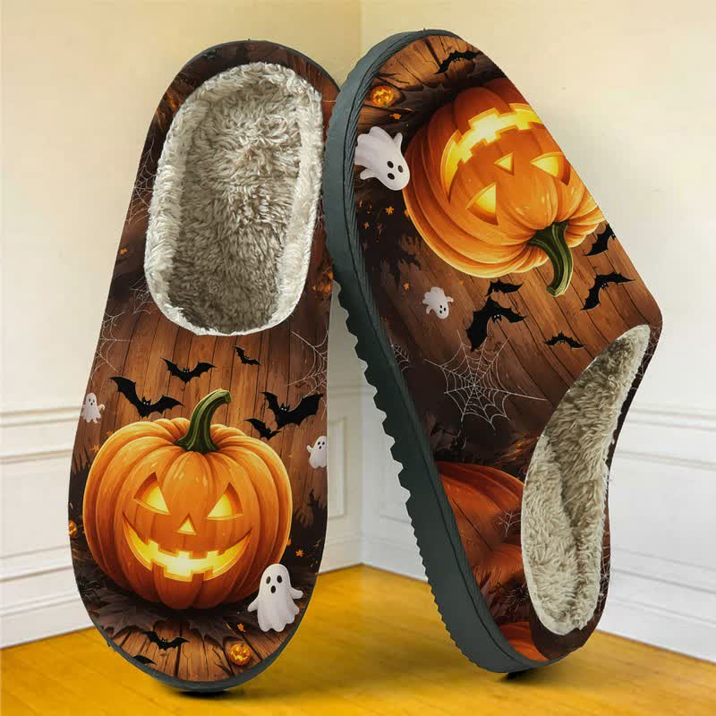 Halloween-Spaß: Fledermaus-Hausschuhe mit Kürbismotiv und flauschigem Aufdruck - image 2