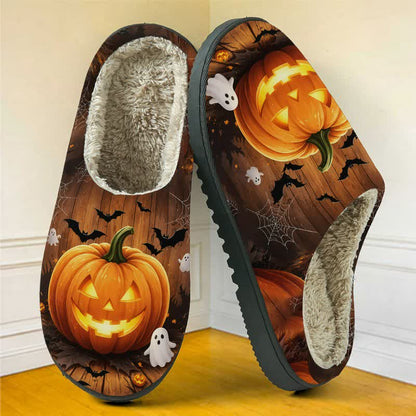 Halloween-Spaß: Fledermaus-Hausschuhe mit Kürbismotiv und flauschigem Aufdruck - image 2