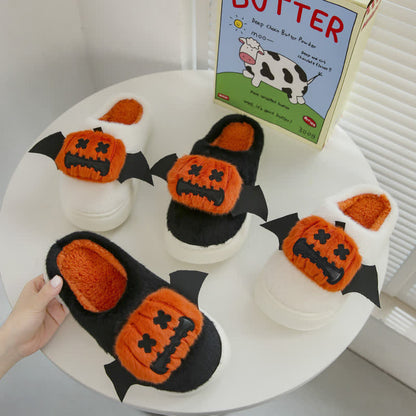 Halloween-Fledermausflügel-Kürbis-Plüschpantoffeln - image 1