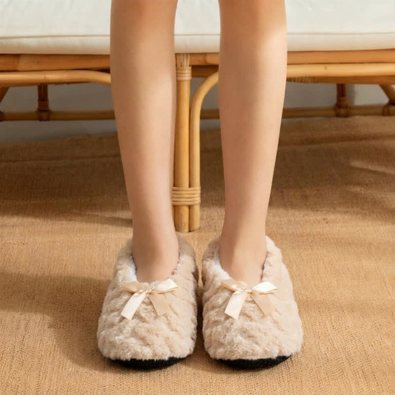 Mehrfarbige Hausschuhe mit Satinschleife - Beige - EU38-40 (US5-7) - image 3
