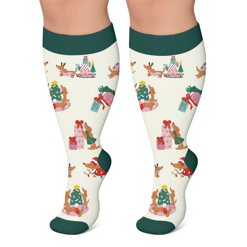 Weihnachtsstrümpfe mit Rentier- und Dackelmotiv in Übergröße - Dunkelgrün - 4XL - image 6