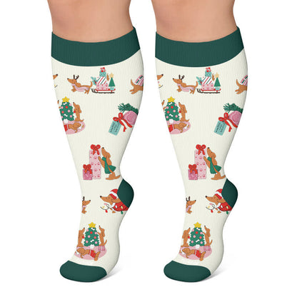 Weihnachtsstrümpfe mit Rentier- und Dackelmotiv in Übergröße - Dunkelgrün - 4XL - image 6