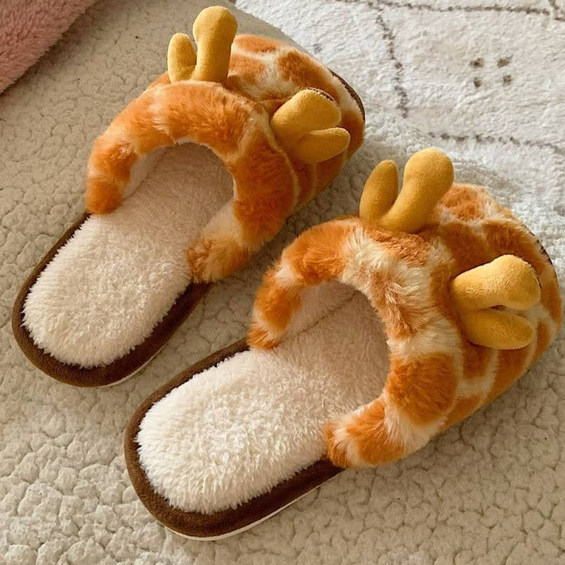 Hausschuhe mit Giraffenmuster, flauschig und mit offener Zehenpartie - image 7