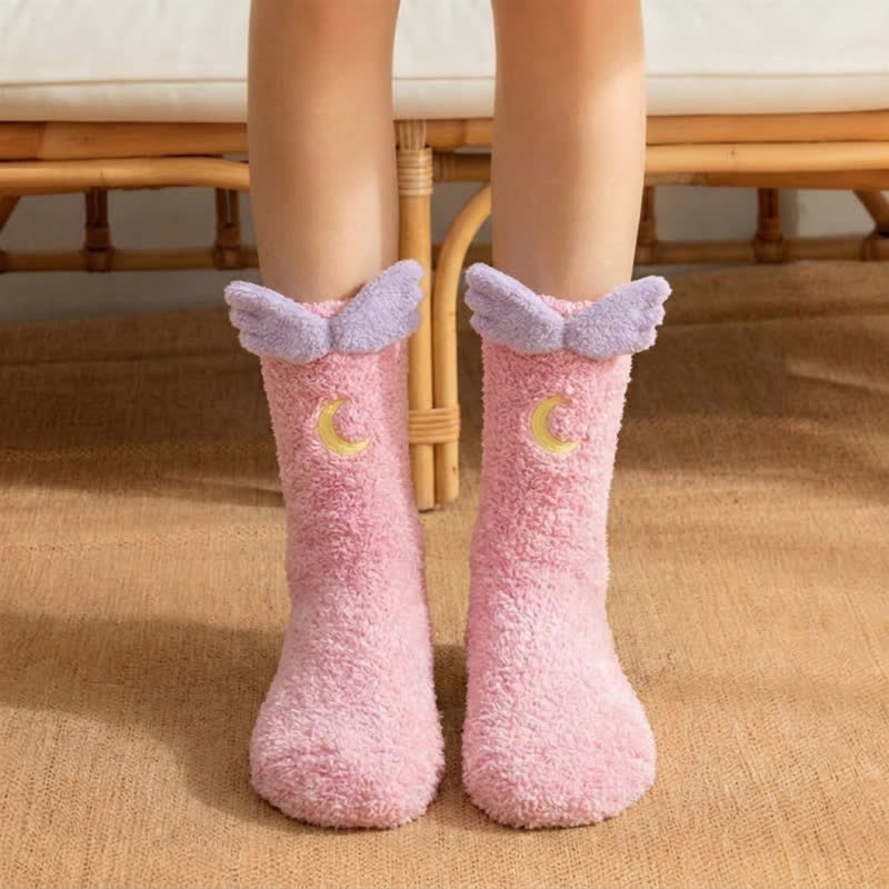 Verschiedene niedliche, flauschige Socken mit Cartoon-Motiven - Rosa - EU36-39 (US3-6) - image 0