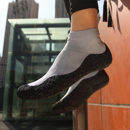 Leichte Barfuß-Sockenschuhe in Übergröße - image 1