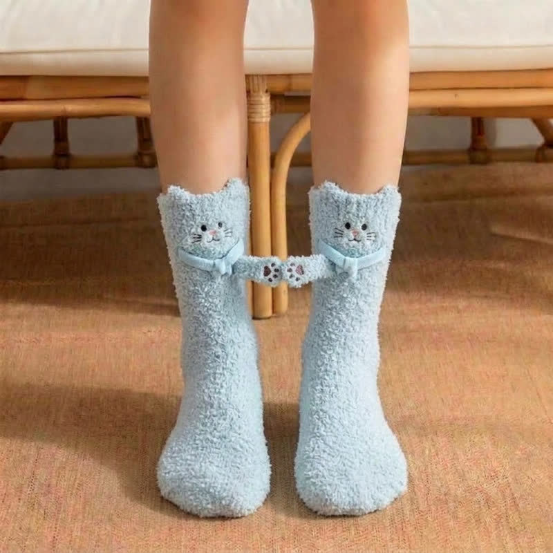 Niedliche Katzenhand hält Socken - Blau - EU36-42 (US3-8,5) - image 3