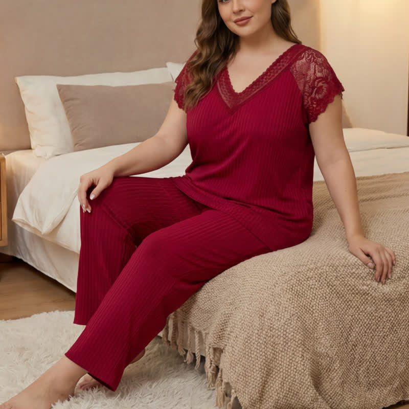 Pyjama-Set mit geripptem Spitzenbesatz und V-Ausschnitt - Rot - 4XL - image 6