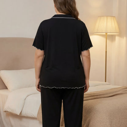 Pyjama-Set in Übergröße mit Kontrastbesatz - image 7