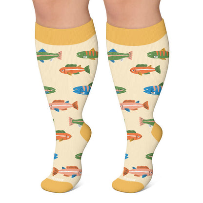 Kompressionsstrümpfe mit verspieltem Fischmotiv in Übergröße - Gelb - 4XL - image 6