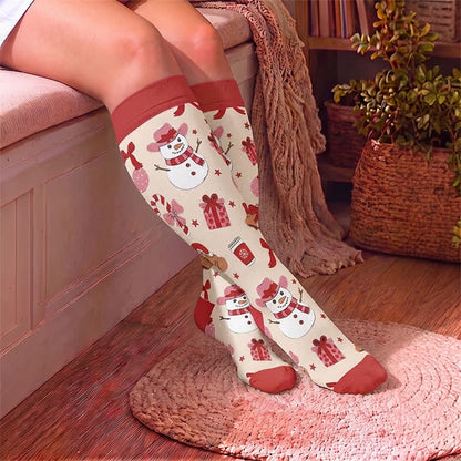 Kompressionsstrümpfe mit Lebkuchen-Schneemann-Motiv in Übergröße - image 3