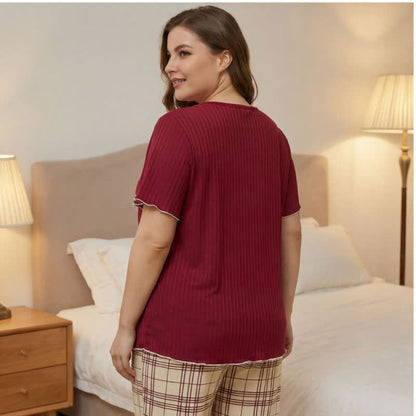Pyjama-Set mit Spitzenkragen und Karomuster - image 3
