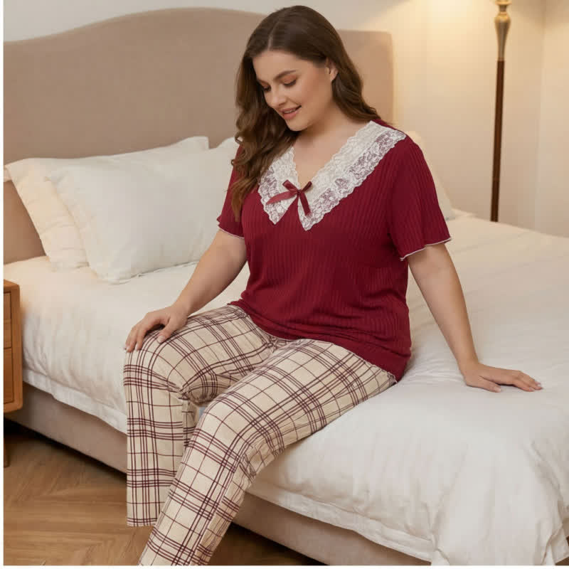 Pyjama-Set mit Spitzenkragen und Karomuster - image 2