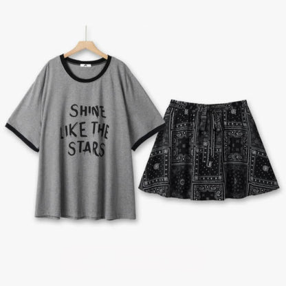 Set aus T-Shirt und bedrucktem Rock „Shine Like the Stars“ - 2-teiliges Set - 6XL - image 0