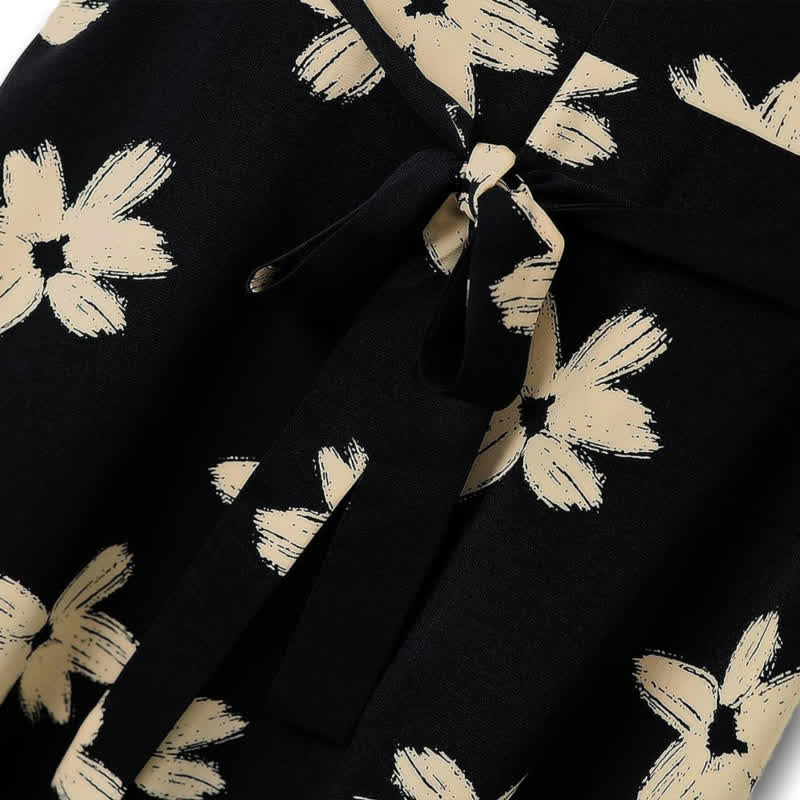 Midikleid mit geschwungenem Schnitt, floralem V-Ausschnitt - image 3