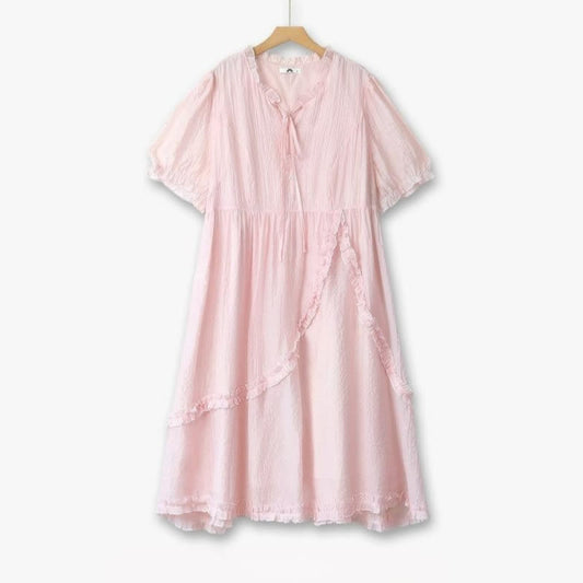 Plus Size Rüschen-Midikleid mit Bindeband - Rosa - 6XL - image 0