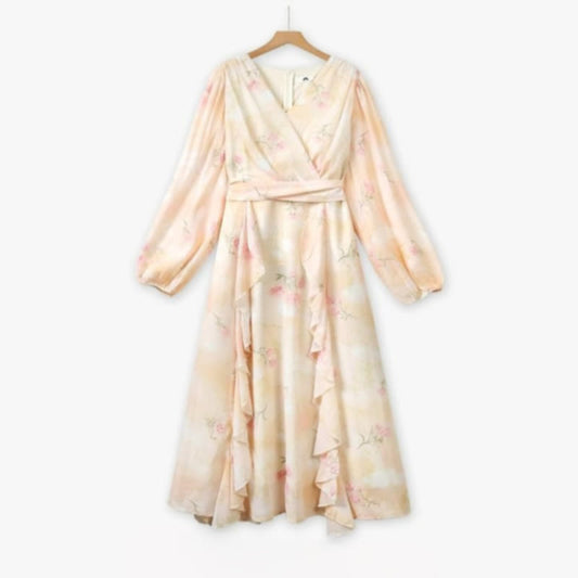 Romantisches Maxikleid mit Blumenmuster und Wickeloptik - Beige - 6XL - image 0