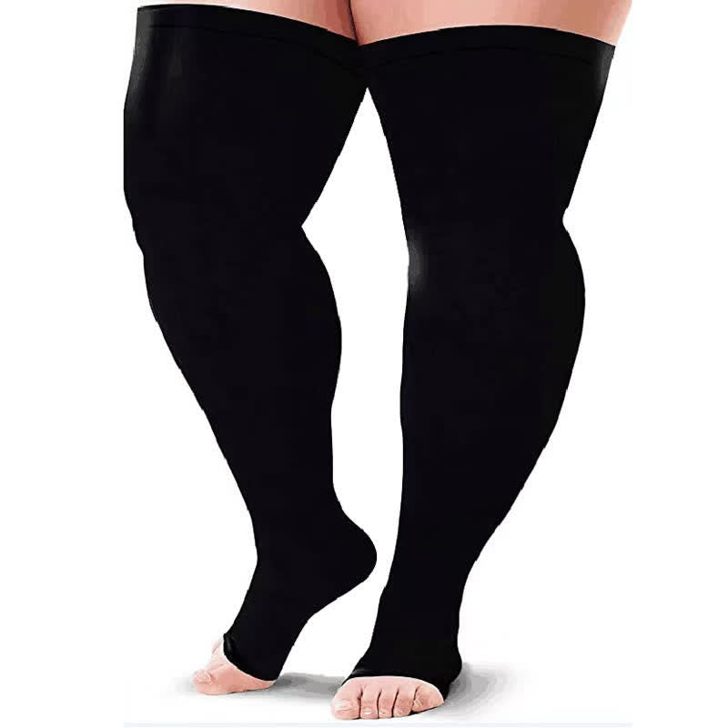 Oberschenkelhohe Kompressionsstrümpfe mit offener Zehenpartie in Übergröße (2 Paar) - Schwarz - 7XL - image 1