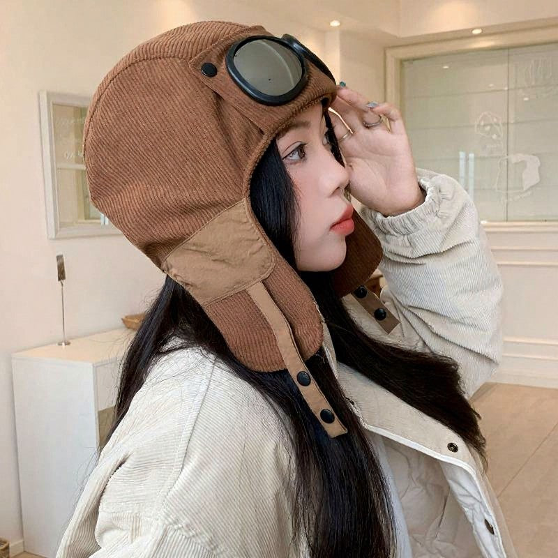 Mit Fleece gefütterte Fliegermütze mit Ohrenklappen - image 15