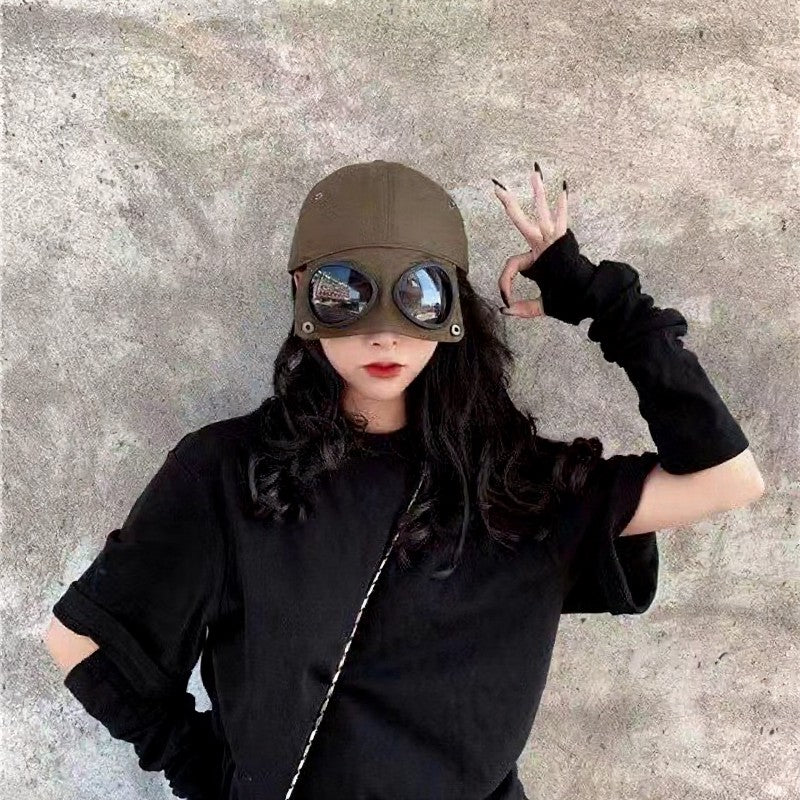 Vintage-Brille im Streetwear-Stil - image 4