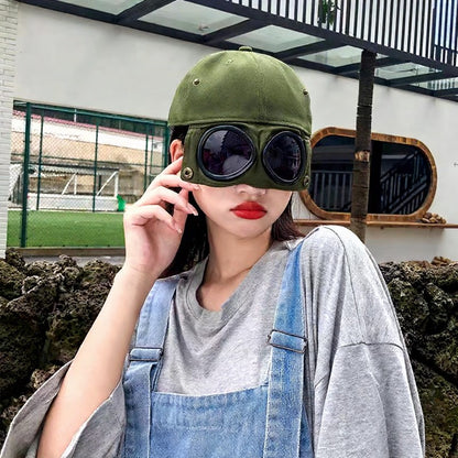 Vintage-Brille im Streetwear-Stil - image 2