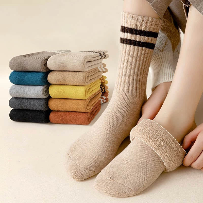 Gestreifte, warme Wollsocken (5 Paar) - image 2