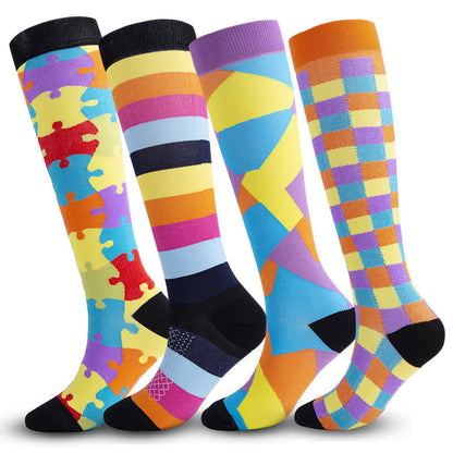 Bunte Puzzle-Kompressionsstrümpfe (4 Paar) - image 0