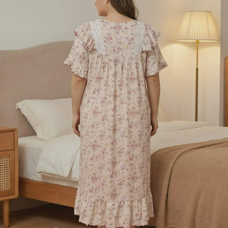 Vintage-Nachthemd mit floralem Spitzenbesatz - image 3
