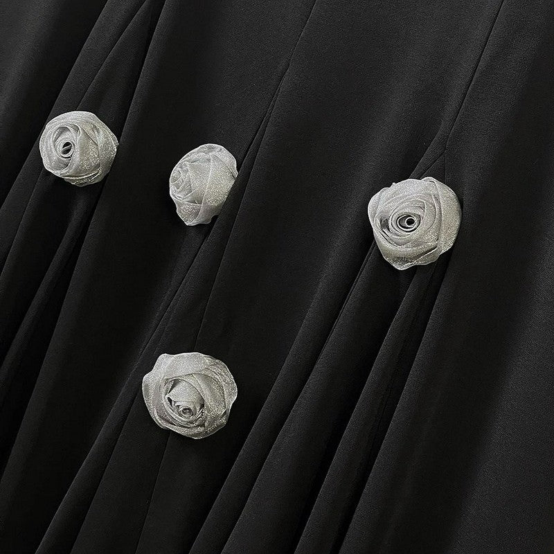 Zweiteiliges Kleiderset mit Blumenapplikationen und Bindeband vorne - image 4