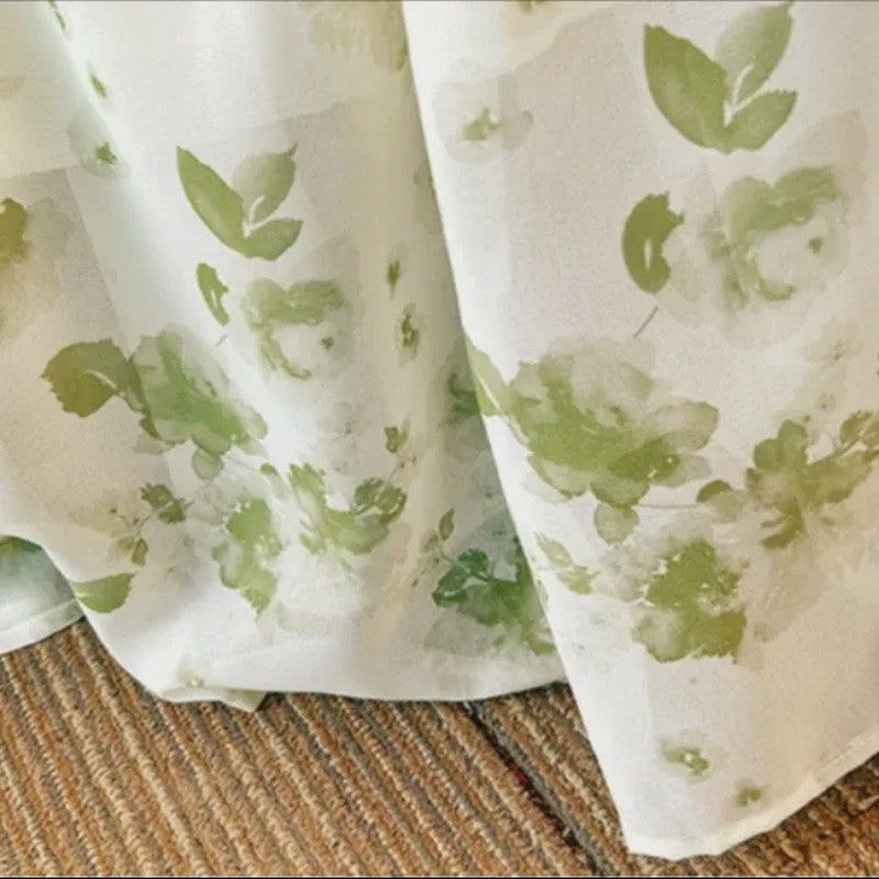 Botanisches Midikleid mit eckigem Ausschnitt - image 5