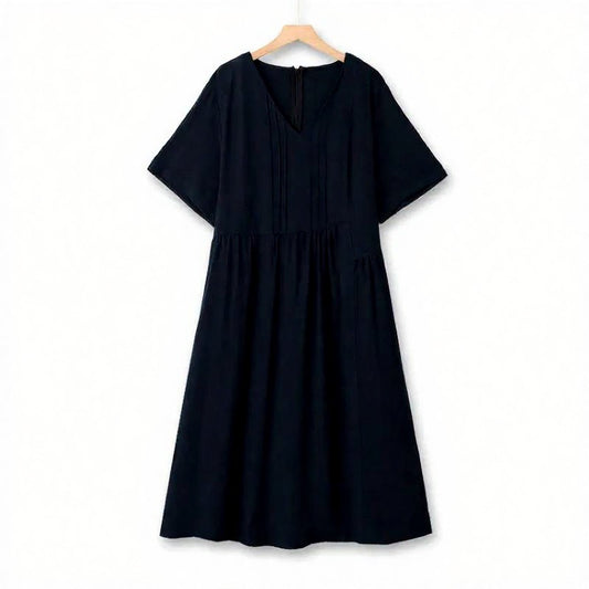 Faltenkleid mit V-Ausschnitt - Marineblau - 6XL - image 0
