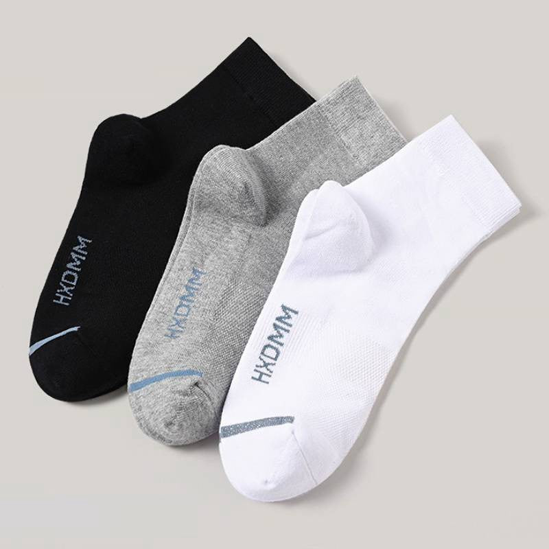 Einfarbige, atmungsaktive Knöchelsocken (3 Paar) - image 2