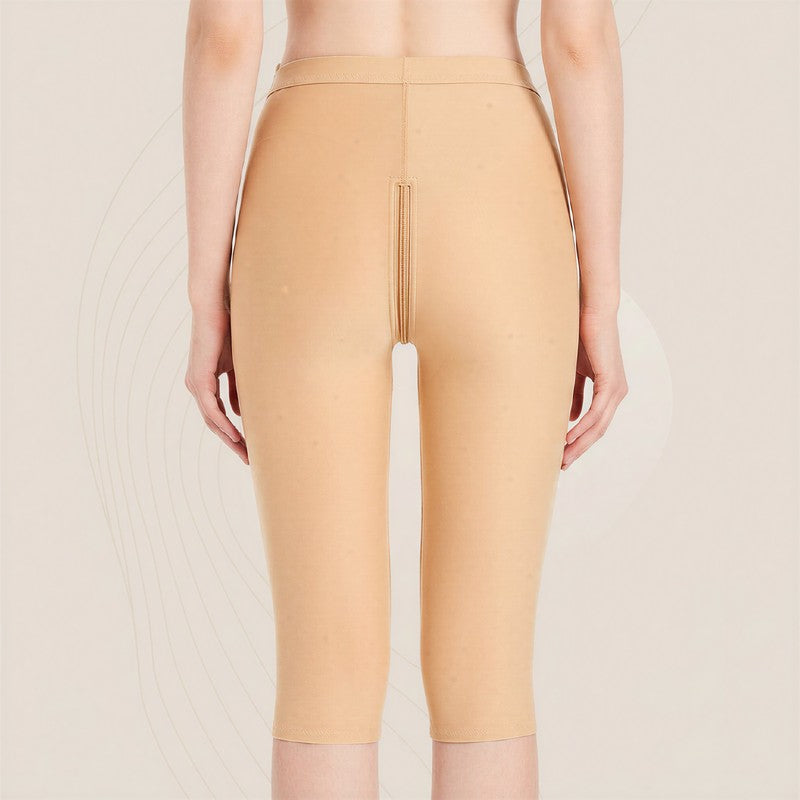 Hochgeschnittene Caprihose mit doppeltem Reißverschluss und formgebender Wirkung am Oberschenkel - image 5
