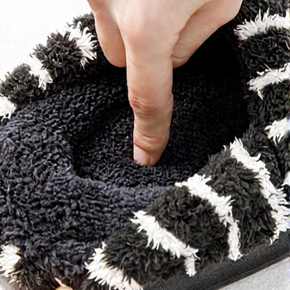 Plus Size Gestreifte Plüschschuhe mit geschlossener Ferse - image 4